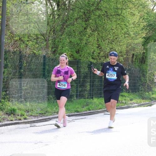 12.04.2026 - 45. Internationalen Wilhelmsburger Insellauf Yannick Fuchs http://msf.ph/oto/9499273 12.04.2026 11:05:23 Laufen 4258, 4257, 10, 2492, 2466 meine-sportfotos.de