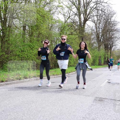 12.04.2026 - 45. Internationalen Wilhelmsburger Insellauf Yannick Fuchs http://msf.ph/oto/9499311 12.04.2026 13:14:03 Laufen 5535, 553, 5536 meine-sportfotos.de