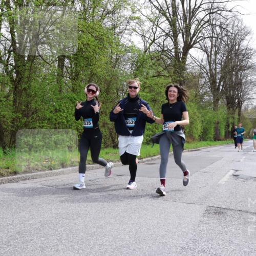 12.04.2026 - 45. Internationalen Wilhelmsburger Insellauf Yannick Fuchs http://msf.ph/oto/9499313 12.04.2026 13:14:04 Laufen 5535, 5539, 553 meine-sportfotos.de