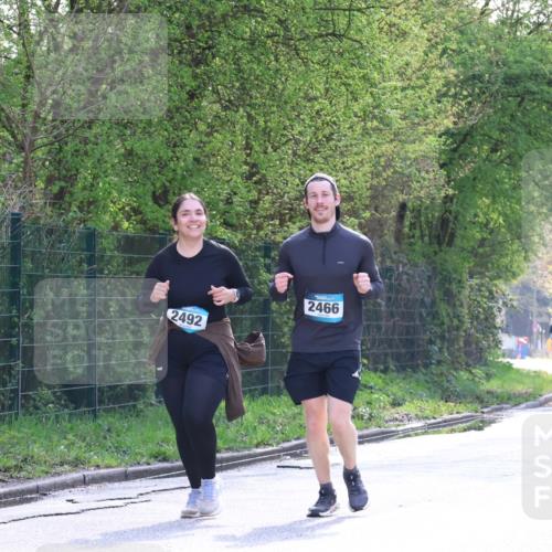 12.04.2026 - 45. Internationalen Wilhelmsburger Insellauf Yannick Fuchs http://msf.ph/oto/9499315 12.04.2026 11:05:30 Laufen 2492, 2466 meine-sportfotos.de