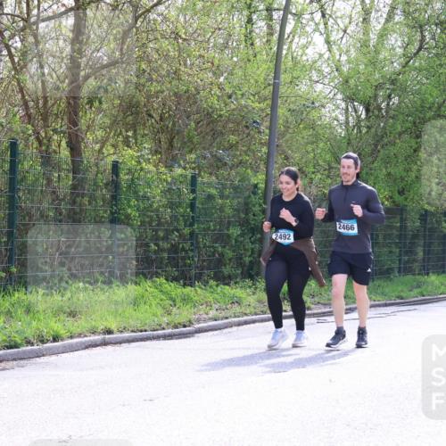 12.04.2026 - 45. Internationalen Wilhelmsburger Insellauf Yannick Fuchs http://msf.ph/oto/9499339 12.04.2026 11:05:32 Laufen 2492, 2466 meine-sportfotos.de