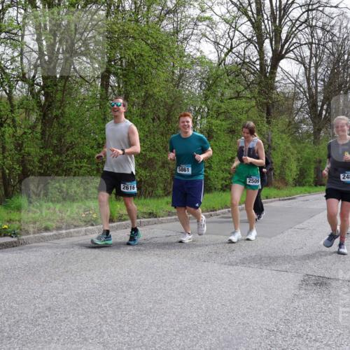 12.04.2026 - 45. Internationalen Wilhelmsburger Insellauf Yannick Fuchs http://msf.ph/oto/9499387 12.04.2026 13:14:11 Laufen 2616, 5861, 2483, 2509 meine-sportfotos.de