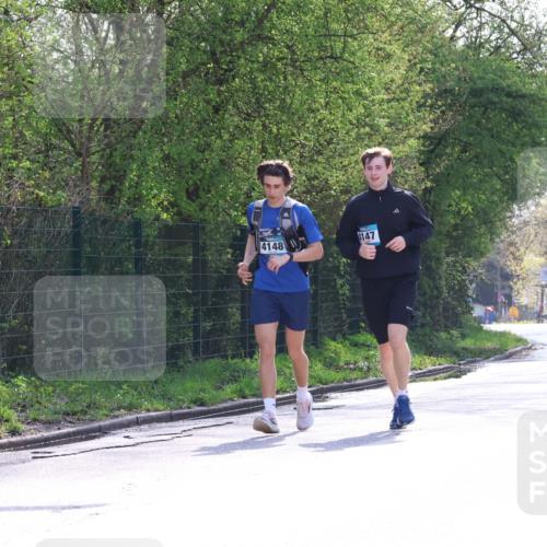 12.04.2026 - 45. Internationalen Wilhelmsburger Insellauf Yannick Fuchs http://msf.ph/oto/9499389 12.04.2026 11:05:43 Laufen 4148, 4147 meine-sportfotos.de