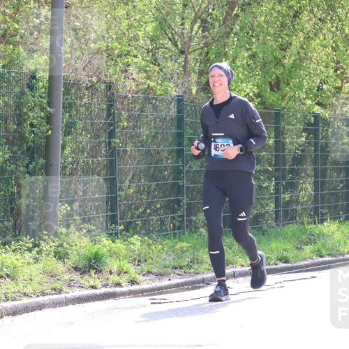 12.04.2026 - 45. Internationalen Wilhelmsburger Insellauf Yannick Fuchs http://msf.ph/oto/9499434 12.04.2026 11:06:05 Laufen 460 meine-sportfotos.de