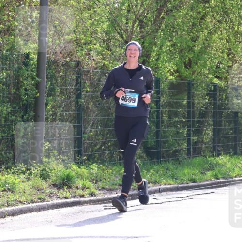 12.04.2026 - 45. Internationalen Wilhelmsburger Insellauf Yannick Fuchs http://msf.ph/oto/9499438 12.04.2026 11:06:05 Laufen 4699 meine-sportfotos.de