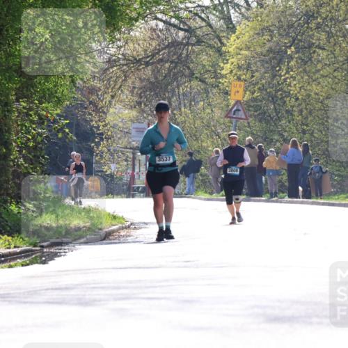 12.04.2026 - 45. Internationalen Wilhelmsburger Insellauf Yannick Fuchs http://msf.ph/oto/9499463 12.04.2026 11:06:12 Laufen 4374, 9, 3537, 3808 meine-sportfotos.de