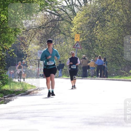 12.04.2026 - 45. Internationalen Wilhelmsburger Insellauf Yannick Fuchs http://msf.ph/oto/9499466 12.04.2026 11:06:14 Laufen 4374, 2588, 3537, 3808 meine-sportfotos.de