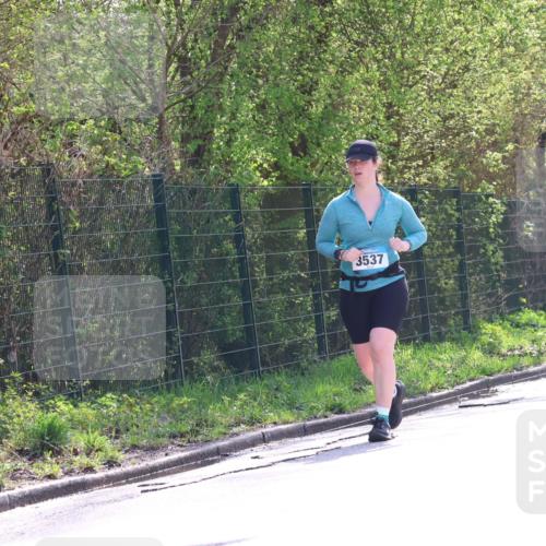 12.04.2026 - 45. Internationalen Wilhelmsburger Insellauf Yannick Fuchs http://msf.ph/oto/9499495 12.04.2026 11:06:22 Laufen 3537 meine-sportfotos.de
