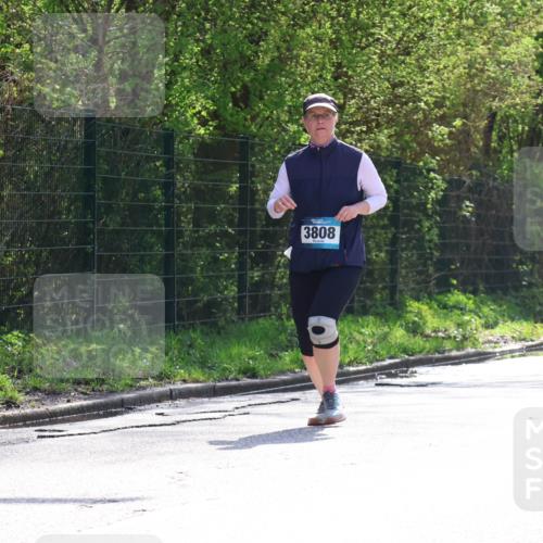 12.04.2026 - 45. Internationalen Wilhelmsburger Insellauf Yannick Fuchs http://msf.ph/oto/9499511 12.04.2026 11:06:30 Laufen 3808 meine-sportfotos.de