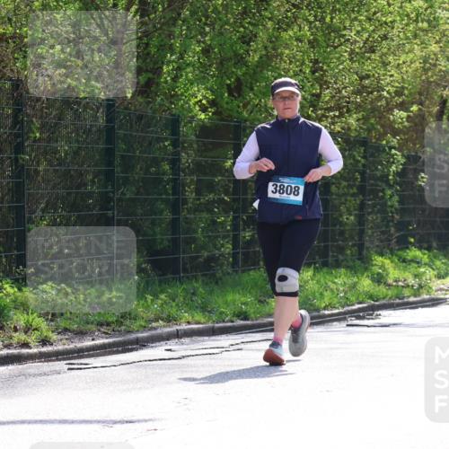 12.04.2026 - 45. Internationalen Wilhelmsburger Insellauf Yannick Fuchs http://msf.ph/oto/9499514 12.04.2026 11:06:30 Laufen 3808 meine-sportfotos.de