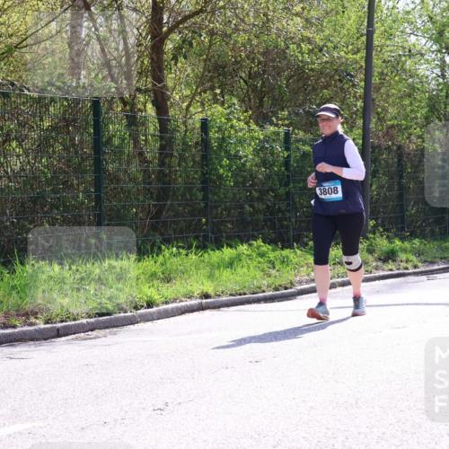 12.04.2026 - 45. Internationalen Wilhelmsburger Insellauf Yannick Fuchs http://msf.ph/oto/9499534 12.04.2026 11:06:33 Laufen 3808 meine-sportfotos.de