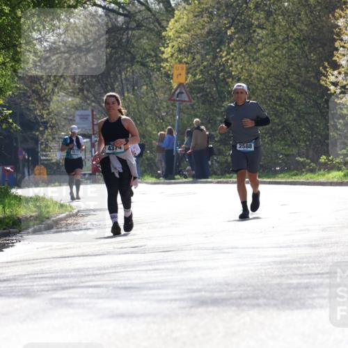 12.04.2026 - 45. Internationalen Wilhelmsburger Insellauf Yannick Fuchs http://msf.ph/oto/9499542 12.04.2026 11:06:38 Laufen 09, 4374, 2588, 4813 meine-sportfotos.de