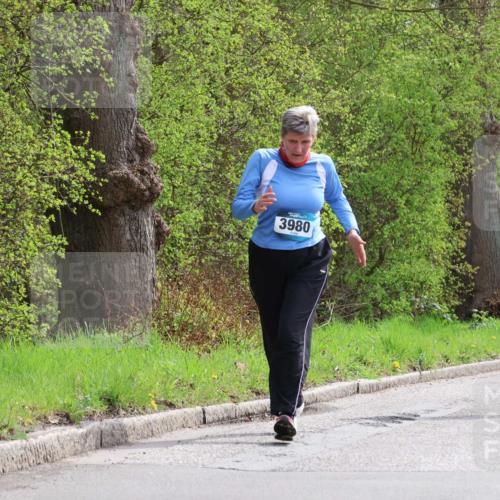 12.04.2026 - 45. Internationalen Wilhelmsburger Insellauf Yannick Fuchs http://msf.ph/oto/9499611 12.04.2026 13:14:55 Laufen 4324, 3980 meine-sportfotos.de