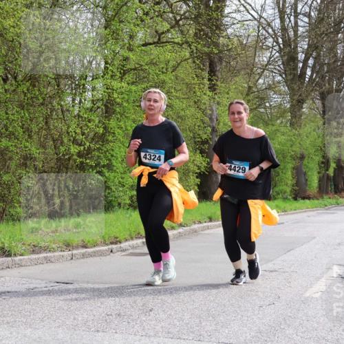 12.04.2026 - 45. Internationalen Wilhelmsburger Insellauf Yannick Fuchs http://msf.ph/oto/9499645 12.04.2026 13:15:01 Laufen 4324, 4429 meine-sportfotos.de