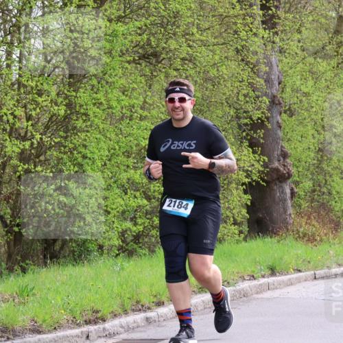 12.04.2026 - 45. Internationalen Wilhelmsburger Insellauf Yannick Fuchs http://msf.ph/oto/9499690 12.04.2026 13:15:22 Laufen 2184 meine-sportfotos.de