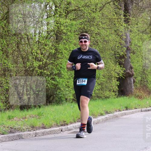 12.04.2026 - 45. Internationalen Wilhelmsburger Insellauf Yannick Fuchs http://msf.ph/oto/9499693 12.04.2026 13:15:22 Laufen 2184 meine-sportfotos.de
