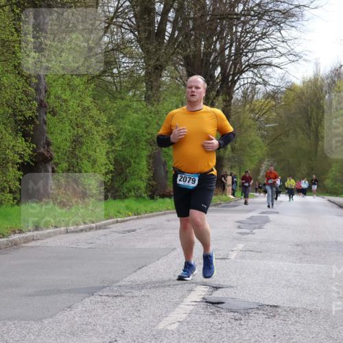 12.04.2026 - 45. Internationalen Wilhelmsburger Insellauf Yannick Fuchs http://msf.ph/oto/9499720 12.04.2026 13:15:25 Laufen 2079 meine-sportfotos.de