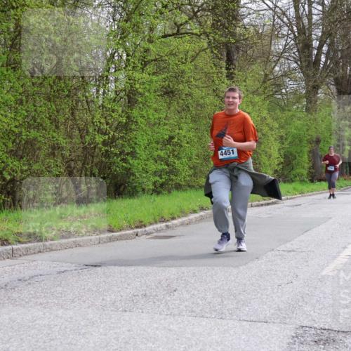 12.04.2026 - 45. Internationalen Wilhelmsburger Insellauf Yannick Fuchs http://msf.ph/oto/9499780 12.04.2026 13:15:37 Laufen 4451, 2792 meine-sportfotos.de