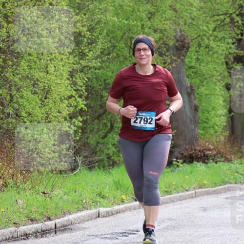 12.04.2026 - 45. Internationalen Wilhelmsburger Insellauf Yannick Fuchs http://msf.ph/oto/9499791 12.04.2026 13:15:40 Laufen 2792 meine-sportfotos.de
