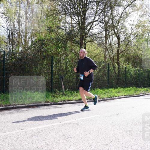 12.04.2026 - 45. Internationalen Wilhelmsburger Insellauf Yannick Fuchs http://msf.ph/oto/9499822 12.04.2026 11:08:05 Laufen 471 meine-sportfotos.de