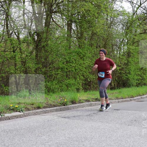 12.04.2026 - 45. Internationalen Wilhelmsburger Insellauf Yannick Fuchs http://msf.ph/oto/9499837 12.04.2026 13:15:45 Laufen 2792 meine-sportfotos.de