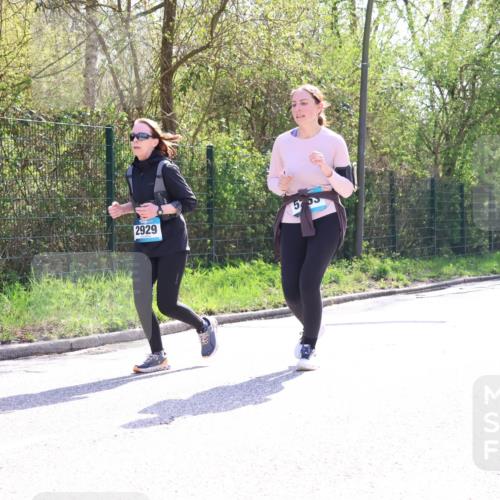 12.04.2026 - 45. Internationalen Wilhelmsburger Insellauf Yannick Fuchs http://msf.ph/oto/9499853 12.04.2026 11:08:10 Laufen 2929 meine-sportfotos.de
