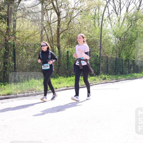 12.04.2026 - 45. Internationalen Wilhelmsburger Insellauf Yannick Fuchs http://msf.ph/oto/9499854 12.04.2026 11:08:11 Laufen 2929 meine-sportfotos.de