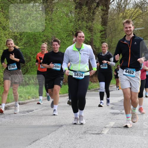 12.04.2026 - 45. Internationalen Wilhelmsburger Insellauf Yannick Fuchs http://msf.ph/oto/9499878 12.04.2026 13:16:00 Laufen 5745, 2494, 5834, 4456, 4462, 628 meine-sportfotos.de
