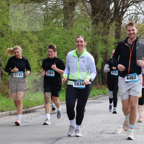 12.04.2026 - 45. Internationalen Wilhelmsburger Insellauf Yannick Fuchs http://msf.ph/oto/9499880 12.04.2026 13:16:01 Laufen 5745, 2494, 5834, 4456, 4462 meine-sportfotos.de