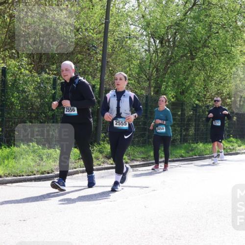 12.04.2026 - 45. Internationalen Wilhelmsburger Insellauf Yannick Fuchs http://msf.ph/oto/9499885 12.04.2026 11:08:18 Laufen 2556, 2555, 2450, 3273 meine-sportfotos.de