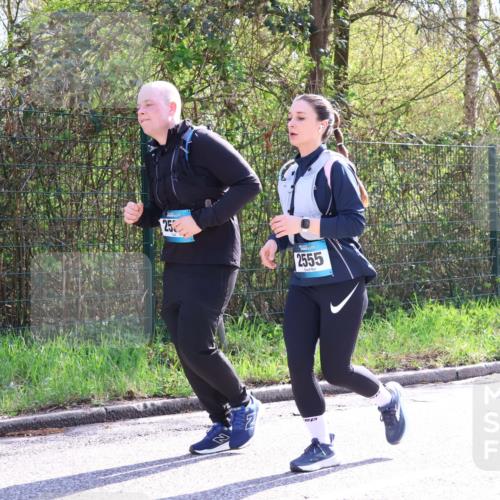 12.04.2026 - 45. Internationalen Wilhelmsburger Insellauf Yannick Fuchs http://msf.ph/oto/9499899 12.04.2026 11:08:20 Laufen 252, 2555, 2450 meine-sportfotos.de