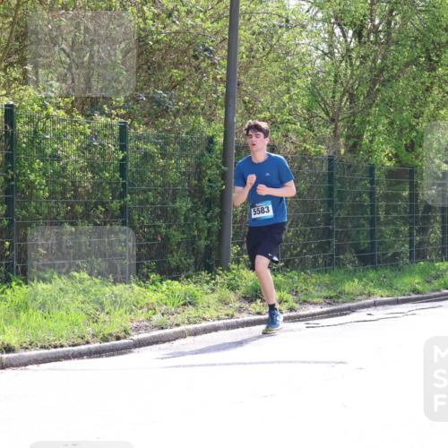 12.04.2026 - 45. Internationalen Wilhelmsburger Insellauf Yannick Fuchs http://msf.ph/oto/9499978 12.04.2026 11:08:37 Laufen 5583 meine-sportfotos.de