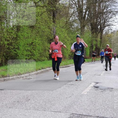 12.04.2026 - 45. Internationalen Wilhelmsburger Insellauf Yannick Fuchs http://msf.ph/oto/9499979 12.04.2026 13:16:12 Laufen 3632, 3628 meine-sportfotos.de