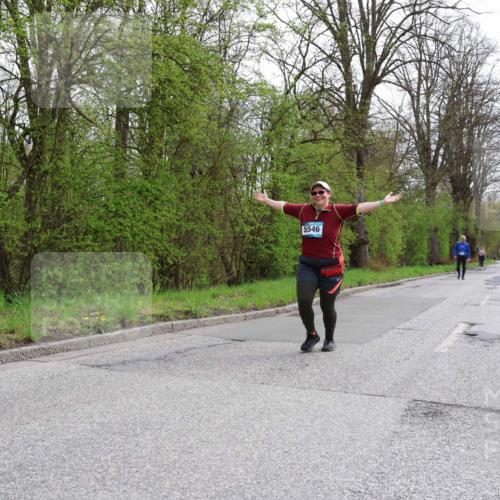 12.04.2026 - 45. Internationalen Wilhelmsburger Insellauf Yannick Fuchs http://msf.ph/oto/9500027 12.04.2026 13:16:16 Laufen 5546 meine-sportfotos.de
