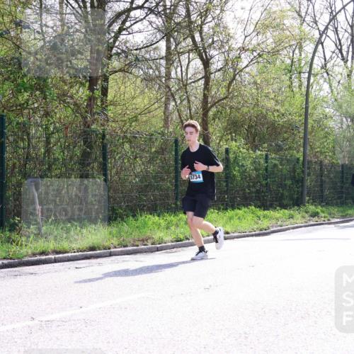 12.04.2026 - 45. Internationalen Wilhelmsburger Insellauf Yannick Fuchs http://msf.ph/oto/9500055 12.04.2026 11:09:26 Laufen 5734, 3719 meine-sportfotos.de