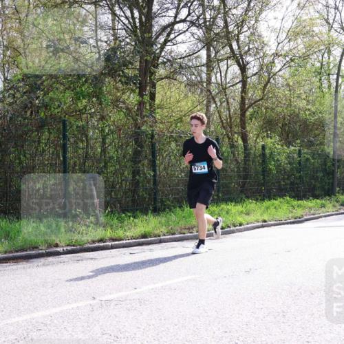 12.04.2026 - 45. Internationalen Wilhelmsburger Insellauf Yannick Fuchs http://msf.ph/oto/9500058 12.04.2026 11:09:26 Laufen 5734, 3719 meine-sportfotos.de