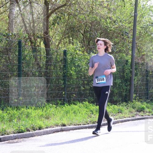 12.04.2026 - 45. Internationalen Wilhelmsburger Insellauf Yannick Fuchs http://msf.ph/oto/9500090 12.04.2026 11:09:34 Laufen 5558 meine-sportfotos.de