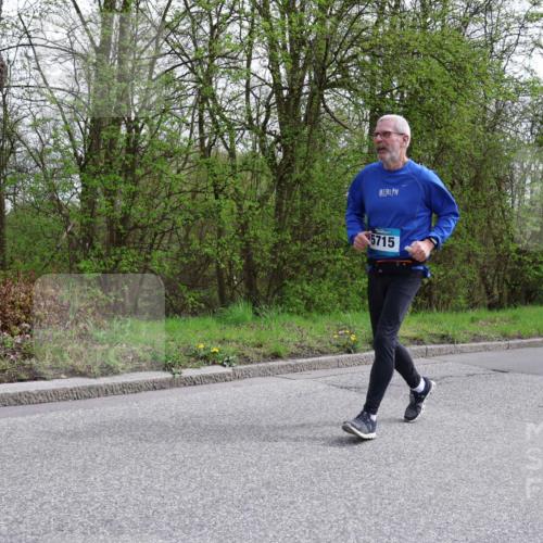 12.04.2026 - 45. Internationalen Wilhelmsburger Insellauf Yannick Fuchs http://msf.ph/oto/9500094 12.04.2026 13:16:26 Laufen 5715 meine-sportfotos.de