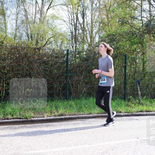 12.04.2026 - 45. Internationalen Wilhelmsburger Insellauf Yannick Fuchs http://msf.ph/oto/9500114 12.04.2026 11:09:37 Laufen 5558 meine-sportfotos.de