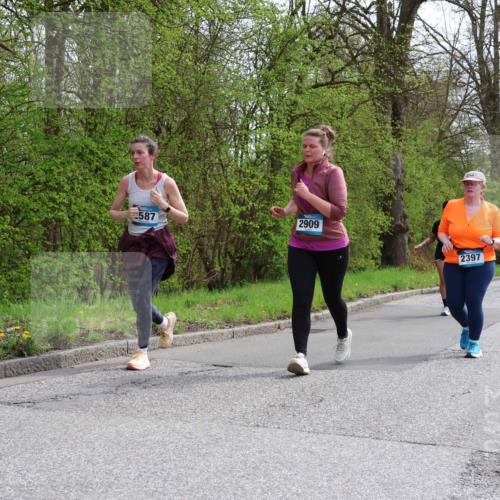 12.04.2026 - 45. Internationalen Wilhelmsburger Insellauf Yannick Fuchs http://msf.ph/oto/9500129 12.04.2026 13:16:34 Laufen 587, 2909, 2397 meine-sportfotos.de