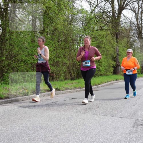12.04.2026 - 45. Internationalen Wilhelmsburger Insellauf Yannick Fuchs http://msf.ph/oto/9500132 12.04.2026 13:16:34 Laufen 2587, 2909, 2397 meine-sportfotos.de