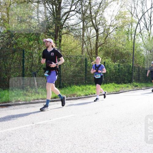 12.04.2026 - 45. Internationalen Wilhelmsburger Insellauf Yannick Fuchs http://msf.ph/oto/9500137 12.04.2026 11:09:44 Laufen 69, 3689, 5559 meine-sportfotos.de