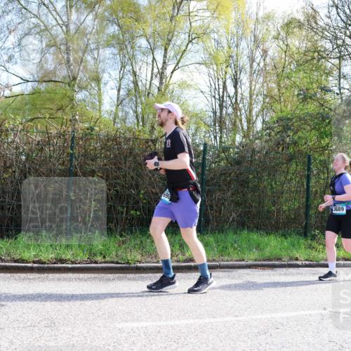 12.04.2026 - 45. Internationalen Wilhelmsburger Insellauf Yannick Fuchs http://msf.ph/oto/9500150 12.04.2026 11:09:45 Laufen 690, 3689 meine-sportfotos.de