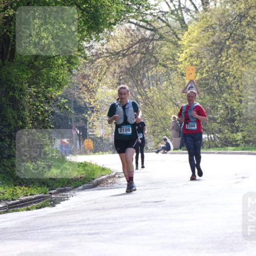12.04.2026 - 45. Internationalen Wilhelmsburger Insellauf Yannick Fuchs http://msf.ph/oto/9500184 12.04.2026 11:10:05 Laufen 2388, 2109 meine-sportfotos.de