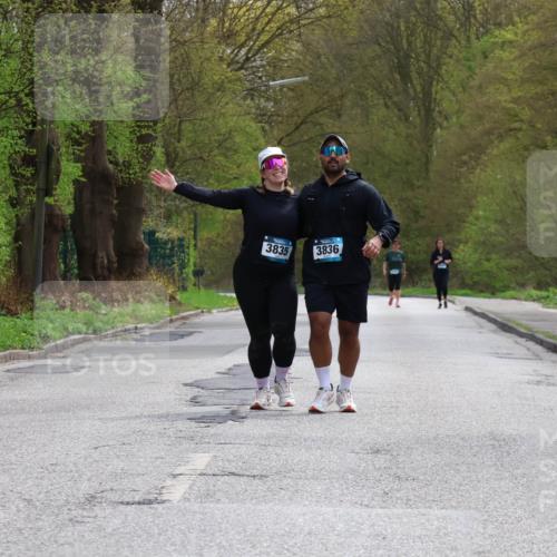 12.04.2026 - 45. Internationalen Wilhelmsburger Insellauf Yannick Fuchs http://msf.ph/oto/9500195 12.04.2026 13:16:45 Laufen 3835, 3836, 41 meine-sportfotos.de