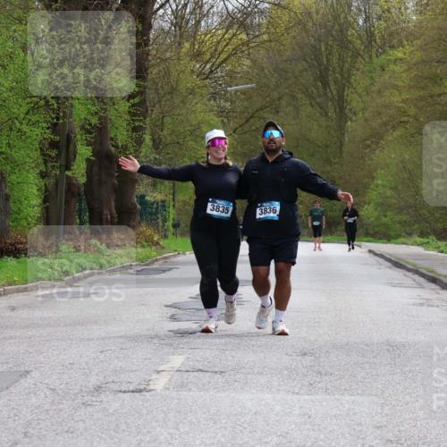 12.04.2026 - 45. Internationalen Wilhelmsburger Insellauf Yannick Fuchs http://msf.ph/oto/9500200 12.04.2026 13:16:45 Laufen 3835, 3836, 41 meine-sportfotos.de