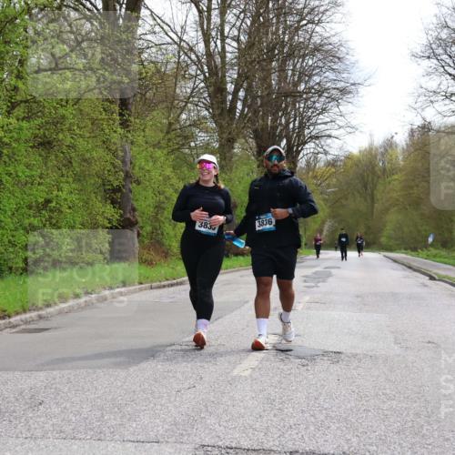 12.04.2026 - 45. Internationalen Wilhelmsburger Insellauf Yannick Fuchs http://msf.ph/oto/9500234 12.04.2026 13:16:50 Laufen 3835, 3836 meine-sportfotos.de
