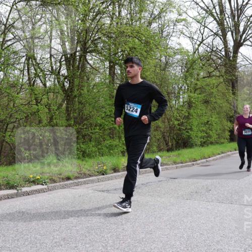 12.04.2026 - 45. Internationalen Wilhelmsburger Insellauf Yannick Fuchs http://msf.ph/oto/9500275 12.04.2026 13:17:10 Laufen 5224 meine-sportfotos.de