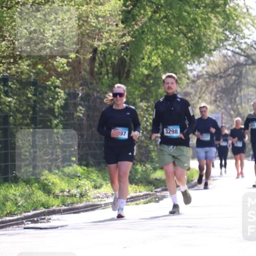 12.04.2026 - 45. Internationalen Wilhelmsburger Insellauf Yannick Fuchs http://msf.ph/oto/9500327 12.04.2026 11:10:53 Laufen 97, 3298 meine-sportfotos.de