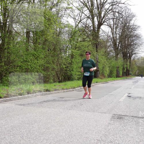 12.04.2026 - 45. Internationalen Wilhelmsburger Insellauf Yannick Fuchs http://msf.ph/oto/9500357 12.04.2026 13:17:25 Laufen 3409 meine-sportfotos.de